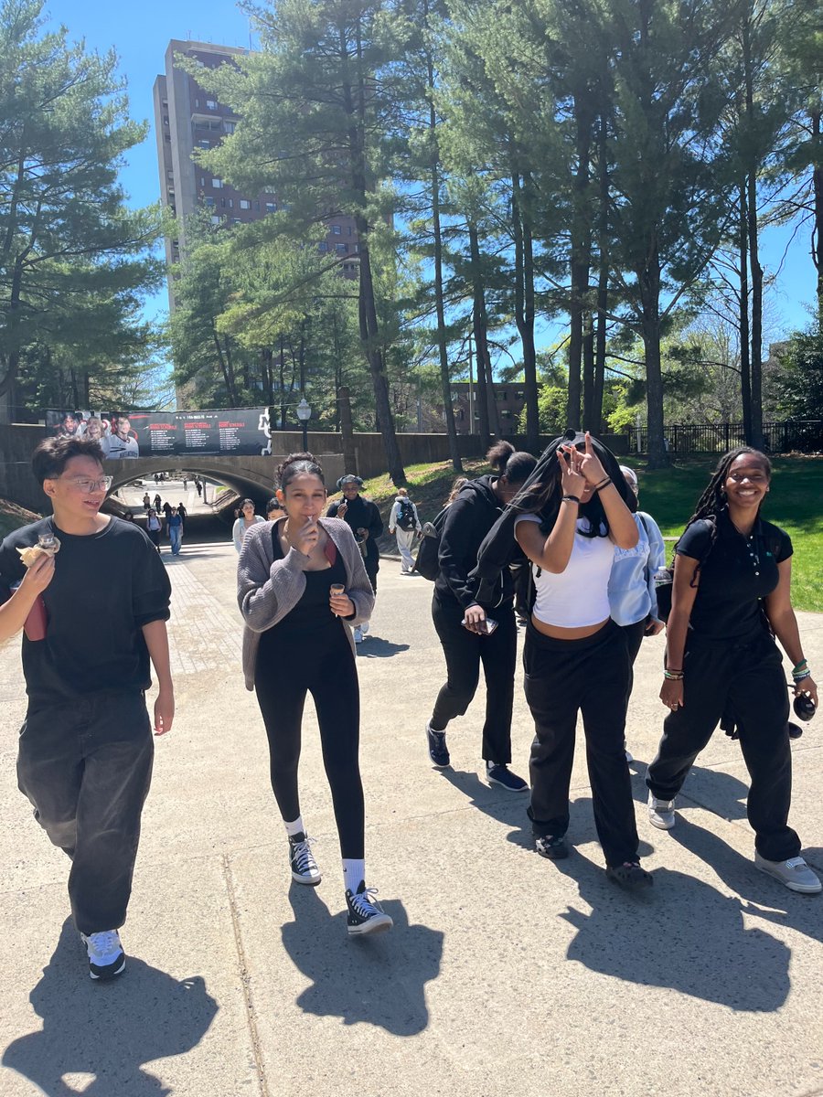 🎓 GEAR UP Springfield explored their futures earlier this week at @umass! 

@nccep 

#UMassAmherst #FutureLeaders #YouthEmpowerment #CareerExploration #EducationMatters #CollegeBound #GEARUPWorks #GEARUPMA #CollegeReady #CareerEducation