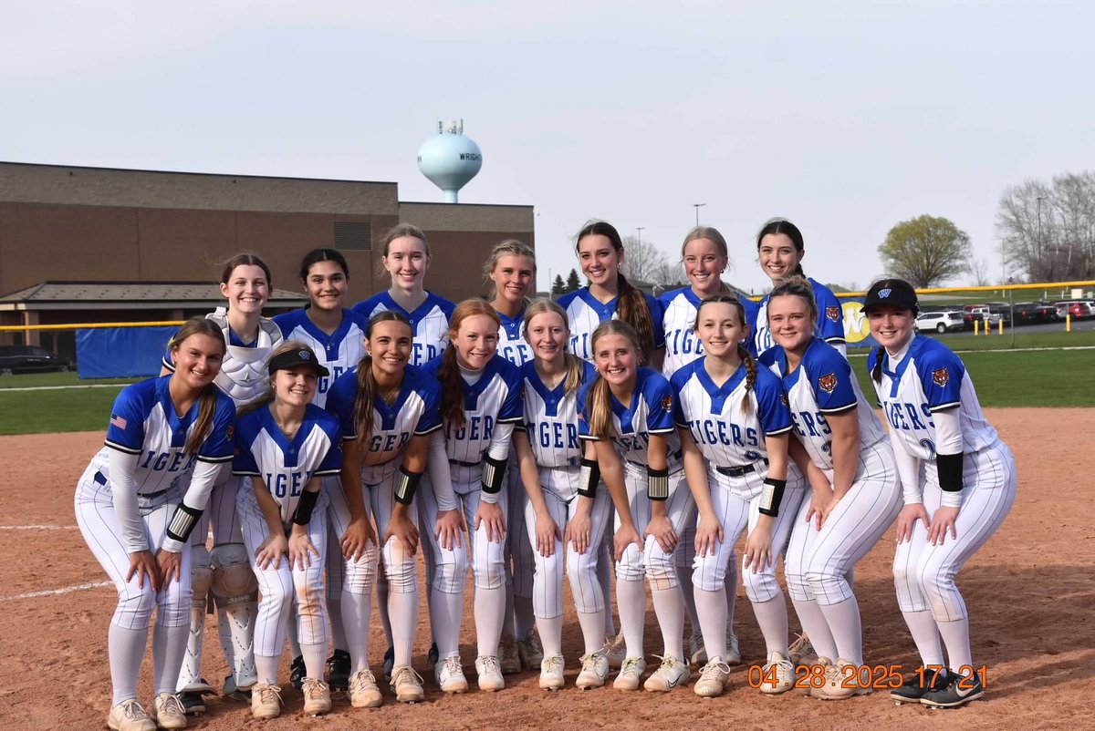 GameDay (hopefully) in Denmark! Varsity/JV DoubleHeader with 4:00 start! Let’s go💙