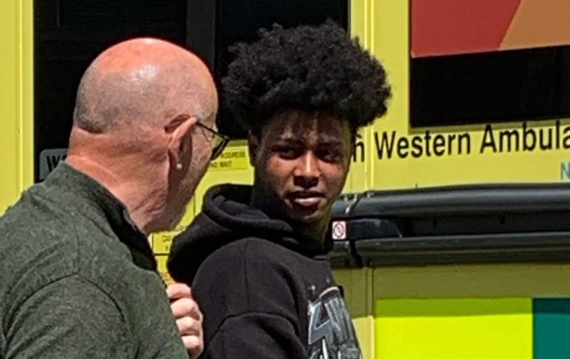 daveatherton's tweet photo. Ethiopian Tariku Hadgu is an asylum seeker of 3 years, via the Channel. He punched 2 female police officers, one who was on the floor he pinned down & repeatedly hit her. He had to be dragged off by a member of the public. 

The judge heard his brain “is not fully formed” & gave him a 16 week suspended sentence at Poole magistrates’ court. 

Compare that to Peter Lynch who used just verbal insults was jailed for 32 months. He committed suicide in prison.

Two-tier policing, two-tier justice, two-tier Britain.

C**ts.