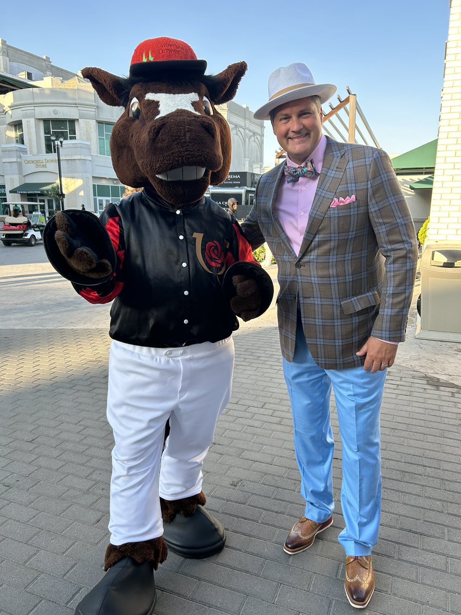 Keith Kaiser (@keithkaiserwdrb) on Twitter photo Look who I found in the front side of Churchill Downs. Look who I found in the front side of Churchill Downs.