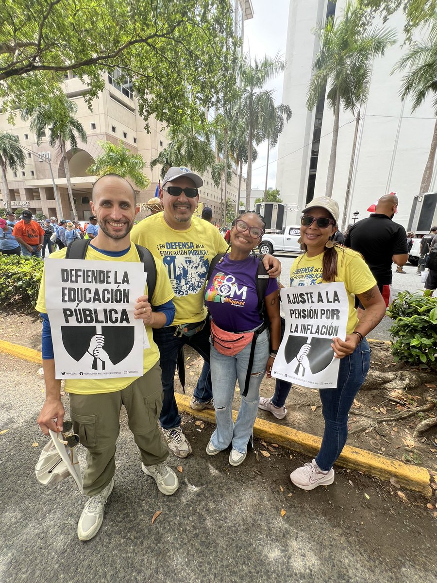 FMPRLucha's tweet photo. En unidad con otros sectores del país, reafirmamos que el primero de mayo es un día de denuncia, resistencia y esperanza.
#FMPR #FMPRInforma #FMPR1M #EducacionPublica https://t.co/7PfPGw11Kk