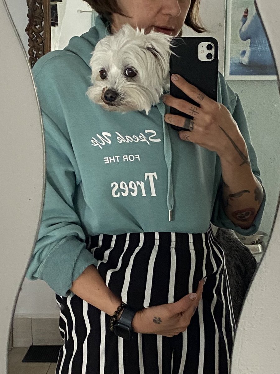 Allak akıl fkir versn bu kadına ya seviyos tmm sa bu ni ya??? İmdak!!!