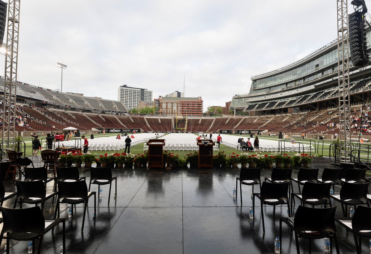 The stage is set. 

Undergraduate class of 2025, today is your day! 🎓 
 
 📍 Morning Ceremony: 9 a.m.
 📍 Afternoon Ceremony: 3 p.m.
 
#UCGrad25 #BearcatsForLife