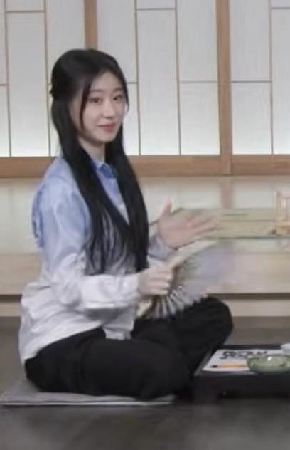 Katherinacharr's tweet image. #ITZZZ #ITㅋㅋㅋ #ITZY의육아일기

수수께끼 박사 이채령!!👑