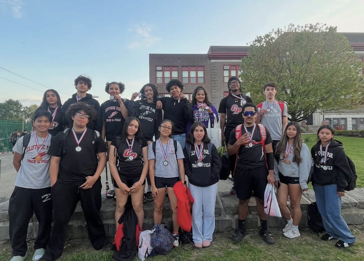 Congratulations to all the athletes who medaled at yesterday’s Big North American Division Championships.