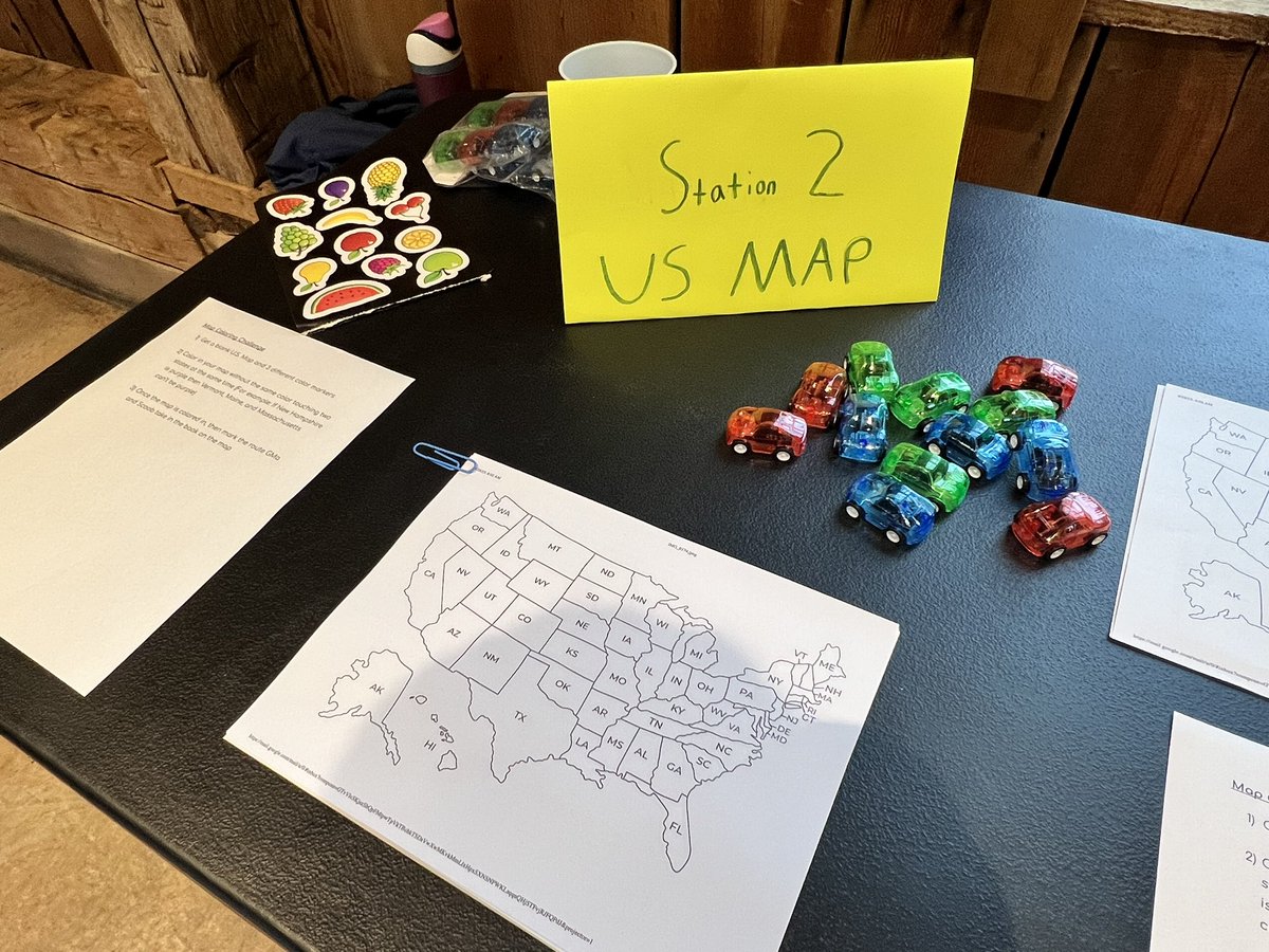 Shout out to Dr Leah Miller's CCP Educ class who planned &amp; facilitated an amazing night of activities around the historical fiction book, Clean Getaway, by Nic Stone.  Events included an author fan face off, discussions, &amp; 7 stations. <a href="/UA_Schools/">UA Schools</a> seniors will make great teachers!