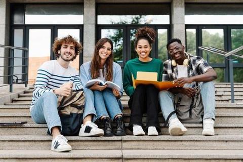 JoeC_2's tweet image. This article offers actionable insights and practical tips for incoming college students to help build financial habits that can last a lifetime. advisorstream.com/read/forbes/mo…