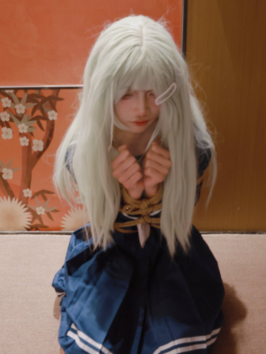 缚手：我
被缚：<a href="/xiaoyingnb666/">AAA铁血波奇厨</a>