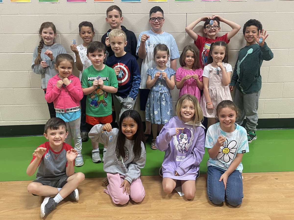 Green Township Elem. (@gt_elementary) on Twitter photo Character Counts at Green! These students were nominated by school staff for being honest in April. <a href="/ericbowlen/">Eric Bowlen</a> <a href="/ArtesiansUnited/">SUZIE LIPPS</a> <a href="/MSDMartinsville/">MSD of Martinsville</a> <a href="/CHARACTERCOUNTS/">CHARACTER COUNTS</a> Character Counts at Green! These students were nominated by school staff for being honest in April. <a href="/ericbowlen/">Eric Bowlen</a> <a href="/ArtesiansUnited/">SUZIE LIPPS</a> <a href="/MSDMartinsville/">MSD of Martinsville</a> <a href="/CHARACTERCOUNTS/">CHARACTER COUNTS</a>