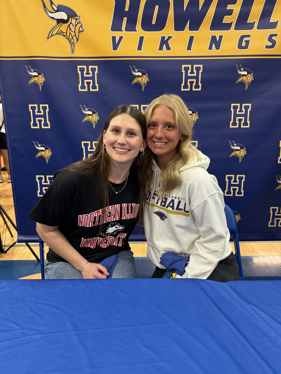 Their final days in blue and gold 💛💙 Thank you <a href="/AddiClark16/">Addison Clark</a> and <a href="/Elle_Glass_2025/">Elle Glass</a> for your dedication to the program these 4 years. We wish you luck at <a href="/NIUSoftball/">NIU Softball</a> and <a href="/McKendreeSB/">McKendree Softball</a> next!