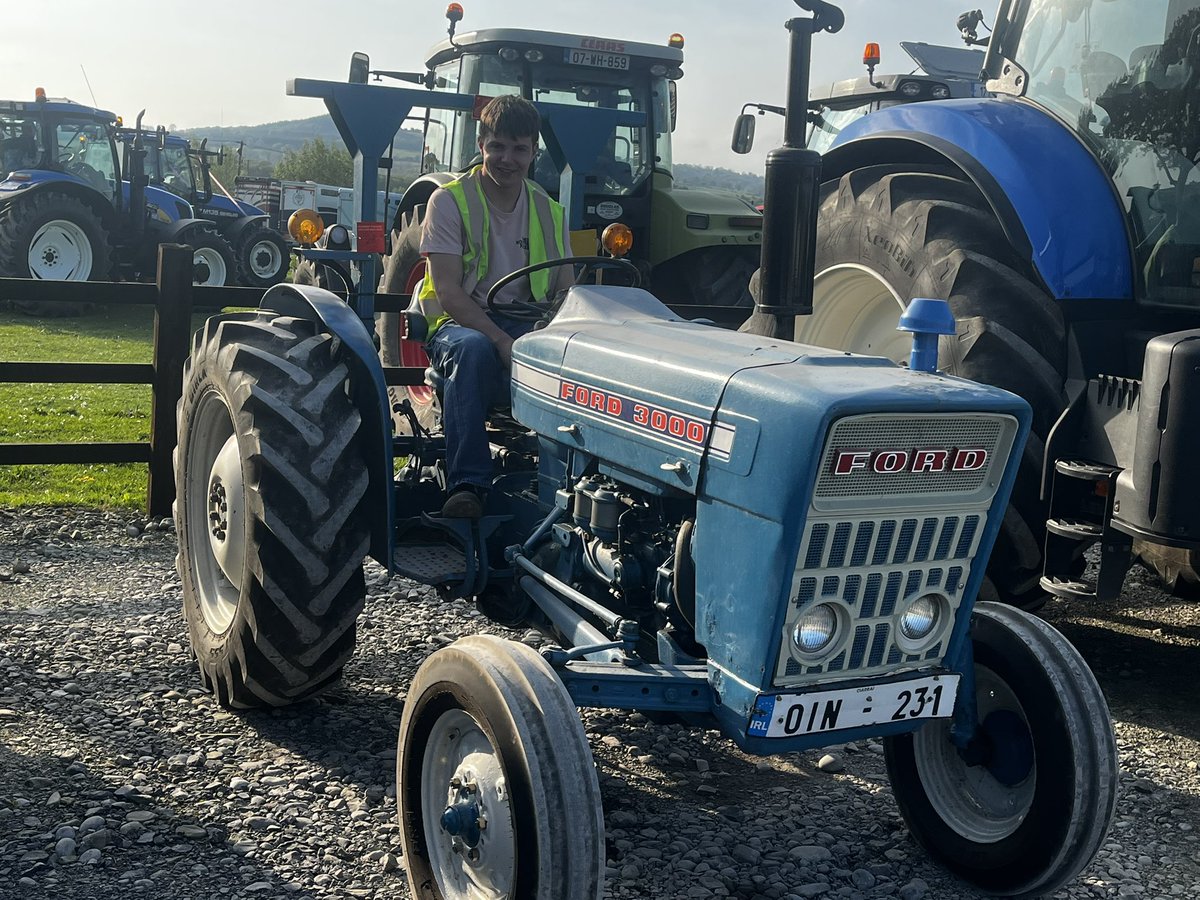 William Hutchinson. (@chapelizodfarm) on Twitter photo Great evening <a href="/kilkennycollege/">Kilkenny College</a> Tractor run in support of <a href="/Barnardos_IRL/">Barnardos Ireland</a> . Well done Mr O’K & team. Great evening <a href="/kilkennycollege/">Kilkenny College</a> Tractor run in support of <a href="/Barnardos_IRL/">Barnardos Ireland</a> . Well done Mr O’K & team.