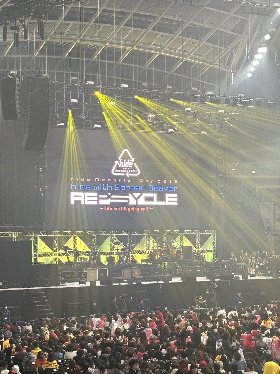 私は本日、東京体育館のhide with spread beaver のライブにお邪魔してきまして、気合いをチャージして参りました、マジ凄かった、素晴らしき、5/5、Trymatic <a href="/trymaticjp/">Trymatic</a> 頑張っちゃいます、よろしく❤️‍🔥