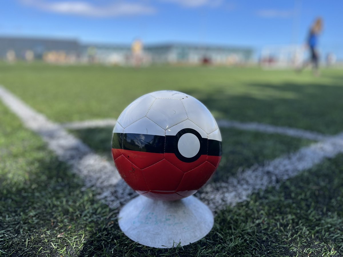 johnspencepe's tweet image. Great day of Girls Football welcoming @CCPS_NShields @whitehouseps &amp;amp; @sgps18 Yr3/4 in the morning and then Y5/6 in the afternoon. The sun shined, the leaders were fab and we inspired over 175 girls by doing it! @YouthSportTrust #MadeforthisGame @NUFCWomen @NorthumFA @NSJAFCdev