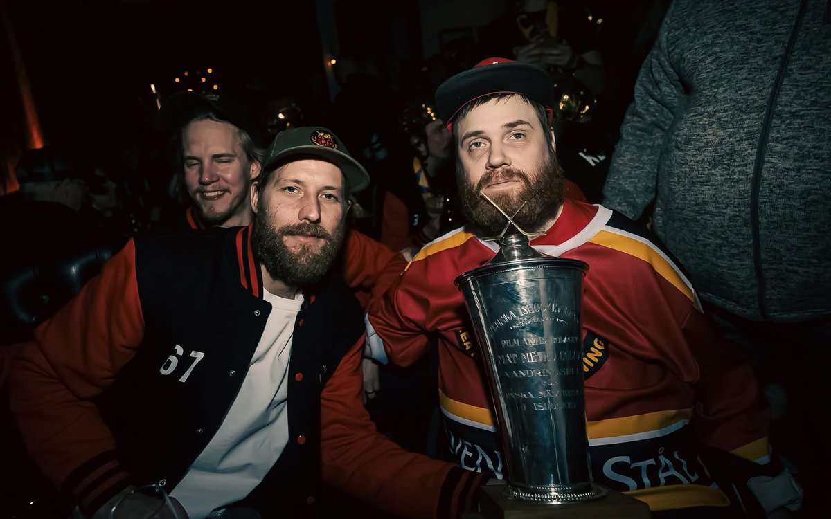 Vaknar upp och inser, det var ingen dröm! ❤️💛🖤