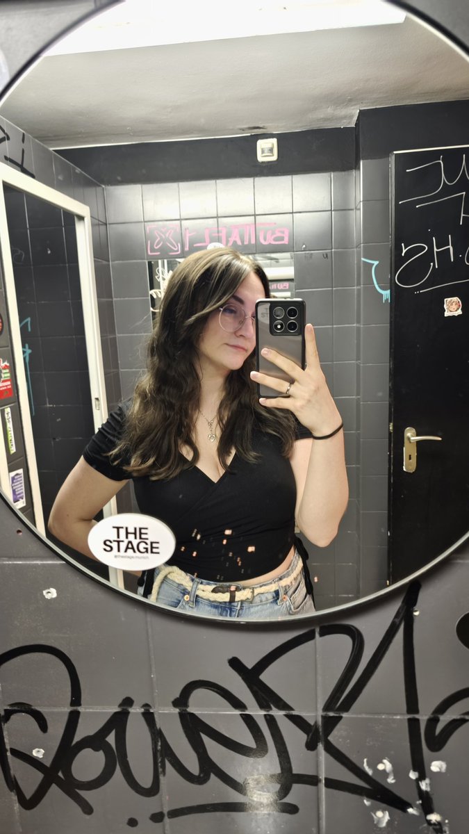 trying out a different type of coworking stream today, plz join!
Will be live in 15 min 👀
➡️ twitch.tv/less_of_a_mess ⬅️