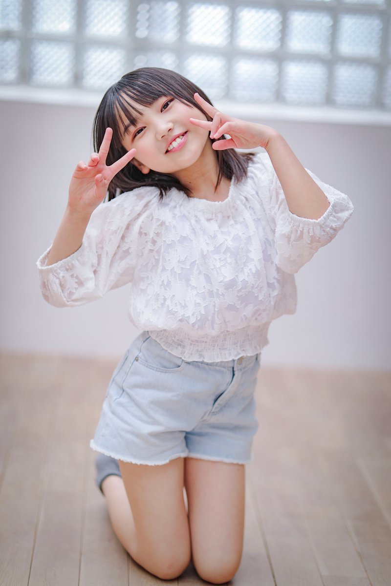 🌲みおパパ (@miopapa_mio_mio) on Twitter photo #奈代るな (<a href="/mizutamakids/">🌻🌙みずたまキッズちゃんねる【みるママ対応】</a> )
#るーちゃん
何も言わなくても最後には
ピースをくれる
るーちゃんが可愛くて❤
僕の気持ちは伝わっている😊
ありがとう✨
はっちゃけ るーちゃん1枚や2枚の写真じゃおさまらないから↓↓↓
instagram.com/share/reel/BAa…
#TNG撮影会 #奈代るな (<a href="/mizutamakids/">🌻🌙みずたまキッズちゃんねる【みるママ対応】</a> )
#るーちゃん
何も言わなくても最後には
ピースをくれる
るーちゃんが可愛くて❤
僕の気持ちは伝わっている😊
ありがとう✨
はっちゃけ るーちゃん1枚や2枚の写真じゃおさまらないから↓↓↓
instagram.com/share/reel/BAa…
#TNG撮影会