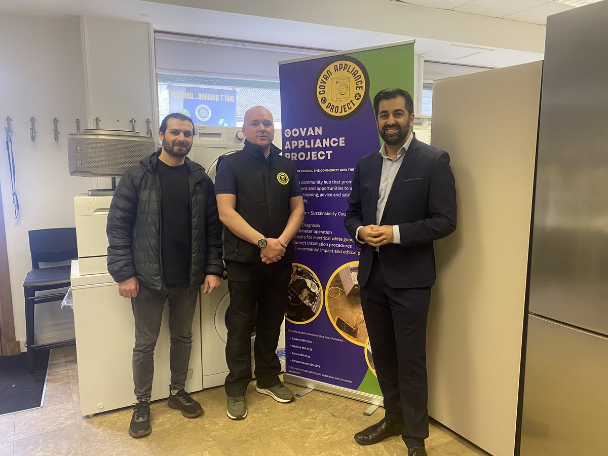 Great end to the week by having a visit from our local MSP @humzayousaf and team today. 

Thank you for popping down to see our project and offer support. We are delighted to chat about what we do and who we help across Glasgow. ♻️

Our newest employee Mahie joined today also.♻️