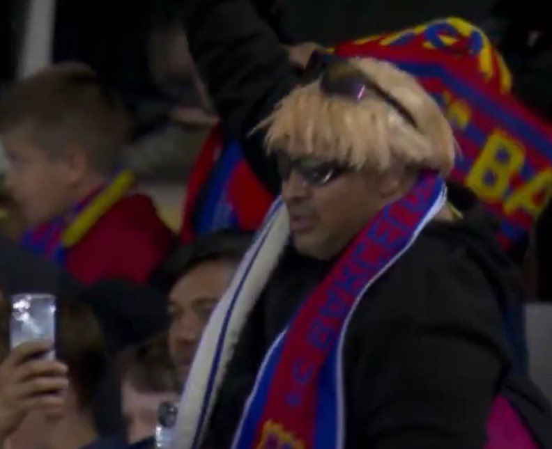 bronthedouble's tweet image. “Niggas be 37 and they role models be 17😭😭”