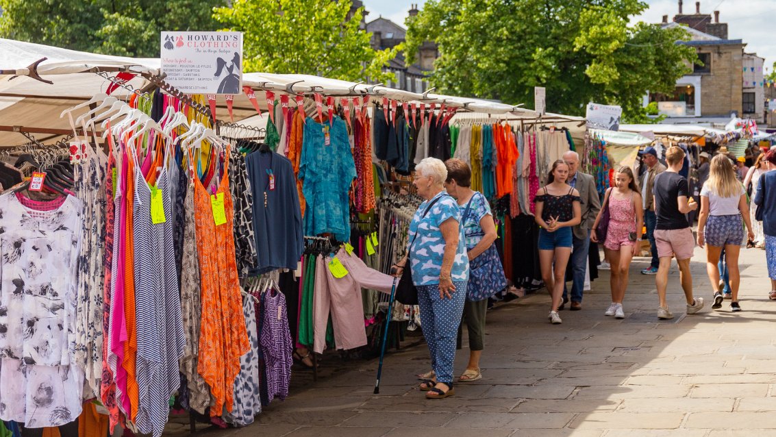 Holbeck Together (@holbecktogether) on Twitter photo Do you love a bargain? 😍
Why not join us for our trip to <a href="/SkiptonMarket/">Skipton Market</a>! 📷
📅Monday 16th June pick-ups from 9:00am, return approx. 3:30pm
🚍£17.00 Return Transport (home-pick up available)
☎️Call us on 0113 245 5553 to book your spot! Do you love a bargain? 😍
Why not join us for our trip to <a href="/SkiptonMarket/">Skipton Market</a>! 📷
📅Monday 16th June pick-ups from 9:00am, return approx. 3:30pm
🚍£17.00 Return Transport (home-pick up available)
☎️Call us on 0113 245 5553 to book your spot!