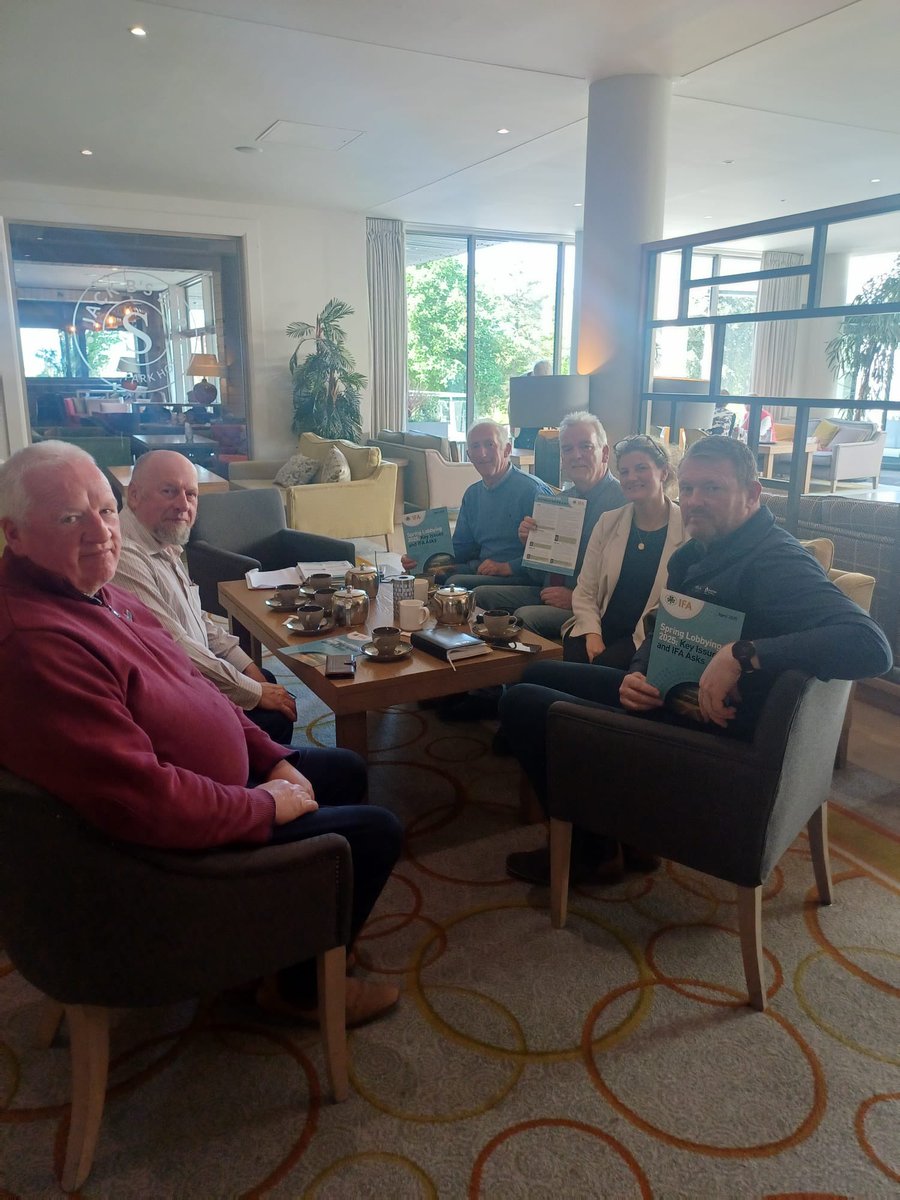 SeanMcKeon1973's tweet image. Sligo/Leitrim @IFAmedia spring lobbying campaign with @CosgroveNessa in @sligoparkhotel Nessa had a huge interest in our asks on GAEC2, ACRES delays, TB, Mercosur and Nitrates derogation. And agreed to bring our concerns to Seanad Eireann.