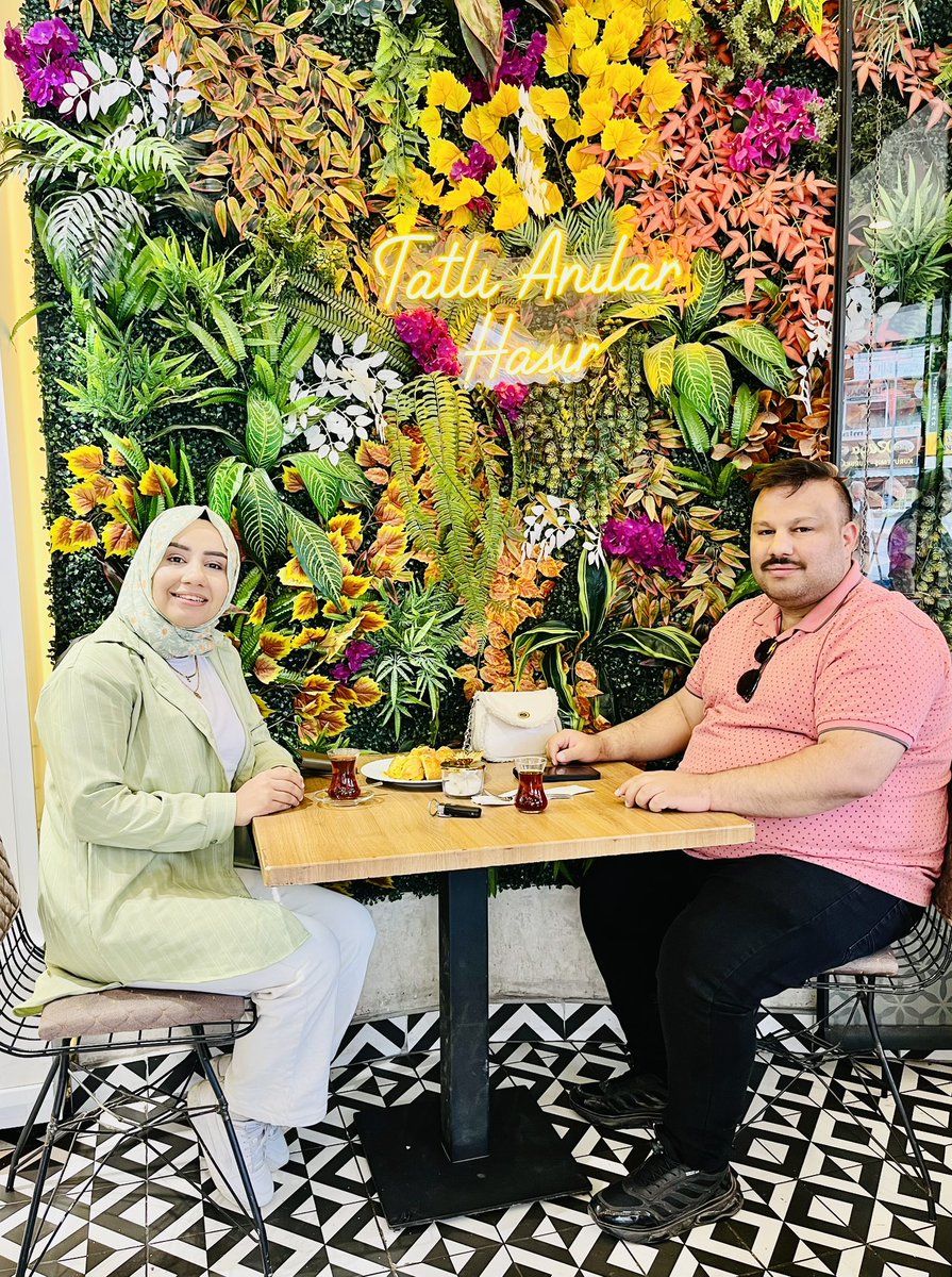 Hasır Pastanesi sahibi Umut Can Yalçın kardeşimize misafirperverliğinden dolayı teşekkür ederim.