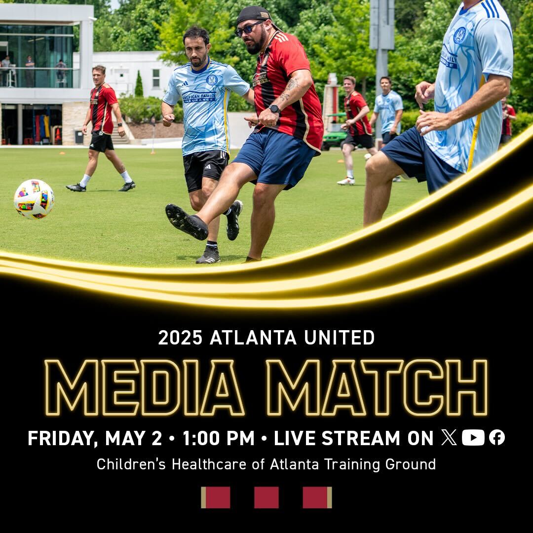 Walk it like you talk it 🎤

See your favorite faces and voices take on the pitch at 1 PM! ⚽️