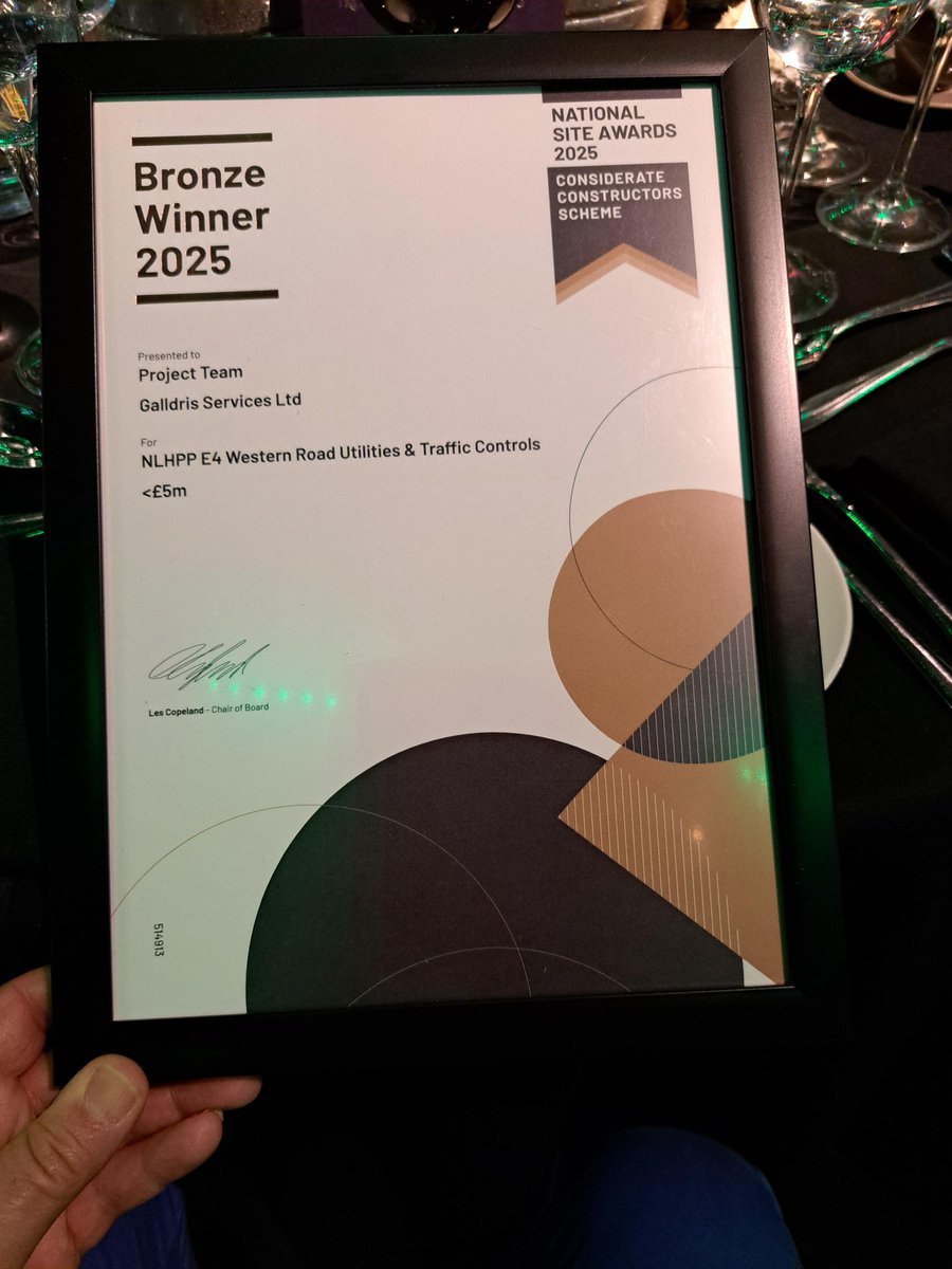 🏆Congratulations to subcontractor <a href="/Galldris/">Galldris</a>, who won a Bronze award this week at the Considerate Constructors (CCS) National Site Awards.

Galldris achieved an impressive 45/45 for their outstanding performance on the Western Road Utilities project. Well done, all!
