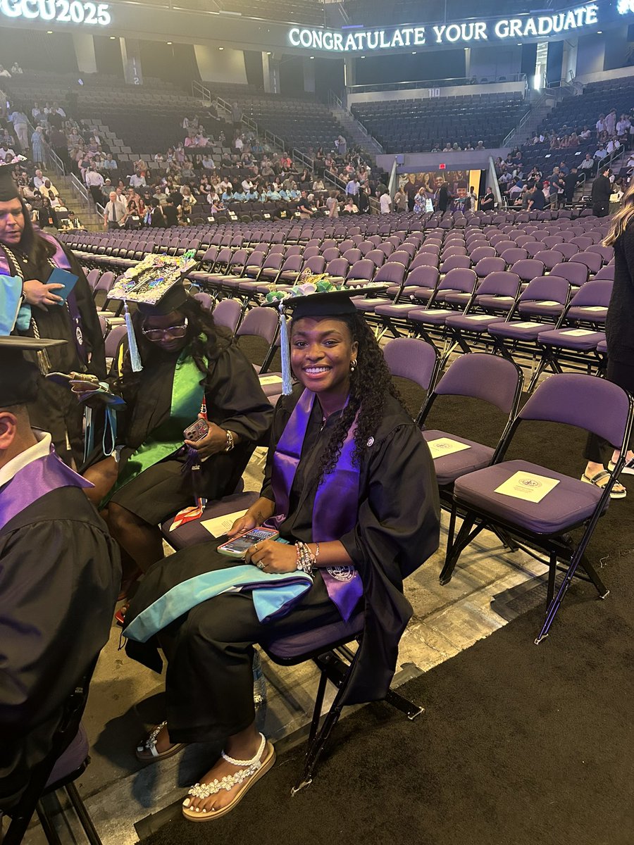 SpikesT1995's tweet photo. Words cannot express how proud we are of @ty2523. She worked full-time as a second year teacher @GMASteam and attained her Reading Specialist Master’s degree. Our students deserve the very best. Thank you, @MsJHolman for hiring @ty2523, a legacy employee. #3educators https://t.co/AuvOnhlPzt