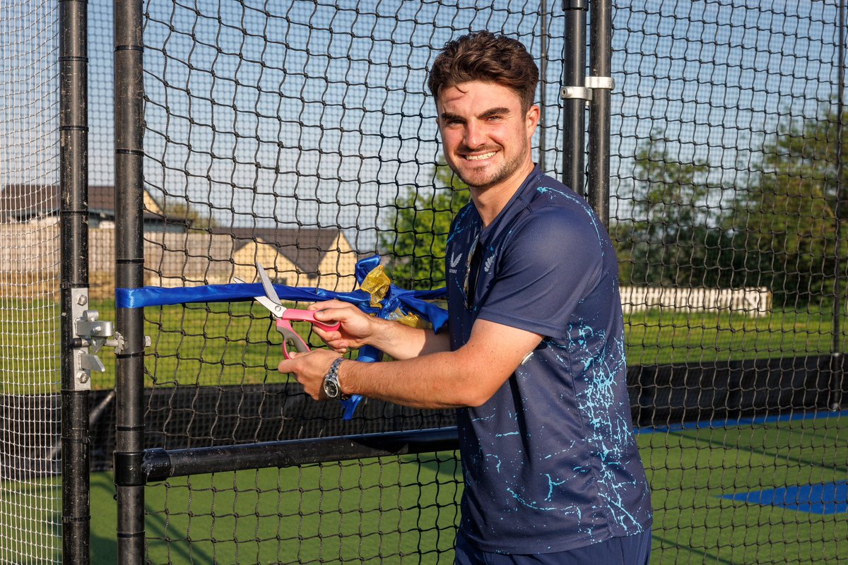 alexrobbo44's tweet photo. @JDZEvents @YorkshireCCC @WarwickshireCCC @miketaylorsport @LMThomas7 @BBCWYS Jordan Thompson opening Hepworth &amp; Idle new outdoor nets on Wednesday! https://t.co/NnYIo66T9f
