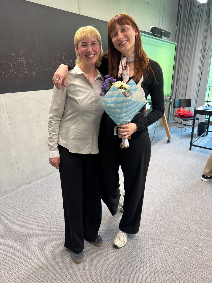 JuricekLab (@juriceklab) on Twitter photo Congratulations Verity on your successful Bachelor thesis defence under the supervision of Paula! We are very proud of you and wish you all the best for the future 🤗🍀💐 #chemistry #studentlife #thesis #defence <a href="/michal_juricek/">Michal Juricek</a> <a href="/UZH_Chemistry/">UZH Chemistry</a> Congratulations Verity on your successful Bachelor thesis defence under the supervision of Paula! We are very proud of you and wish you all the best for the future 🤗🍀💐 #chemistry #studentlife #thesis #defence <a href="/michal_juricek/">Michal Juricek</a> <a href="/UZH_Chemistry/">UZH Chemistry</a>