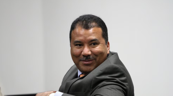 Corte Suprema condena a exgobernador de Arauca por irregularidades en contratación y nexos con el ELN. casanareonline.co/corte-suprema-… #CasanareOnline #PurasNoticias #Arauca #Corrupción #Justicia <a href="/GobArauca/">Gobernación Arauca</a>