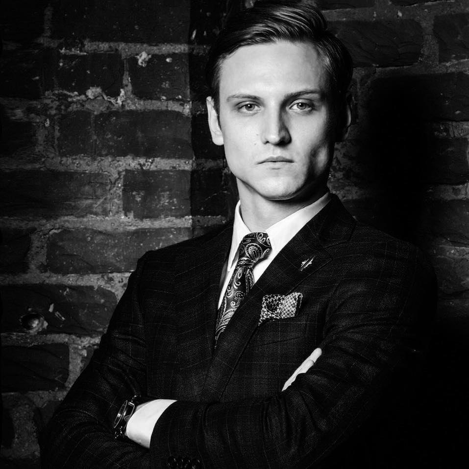 Против наших друзей и коллег, бывшего муниципального депутата Марии Солёновой и адвоката Дмитрия Захватова, основателей благотворительного фонда Action4Life, возбудили уголовное дело. 

По сообщению официальной российской прессы, дело возбуждено «по статьям 205.1 УК РФ