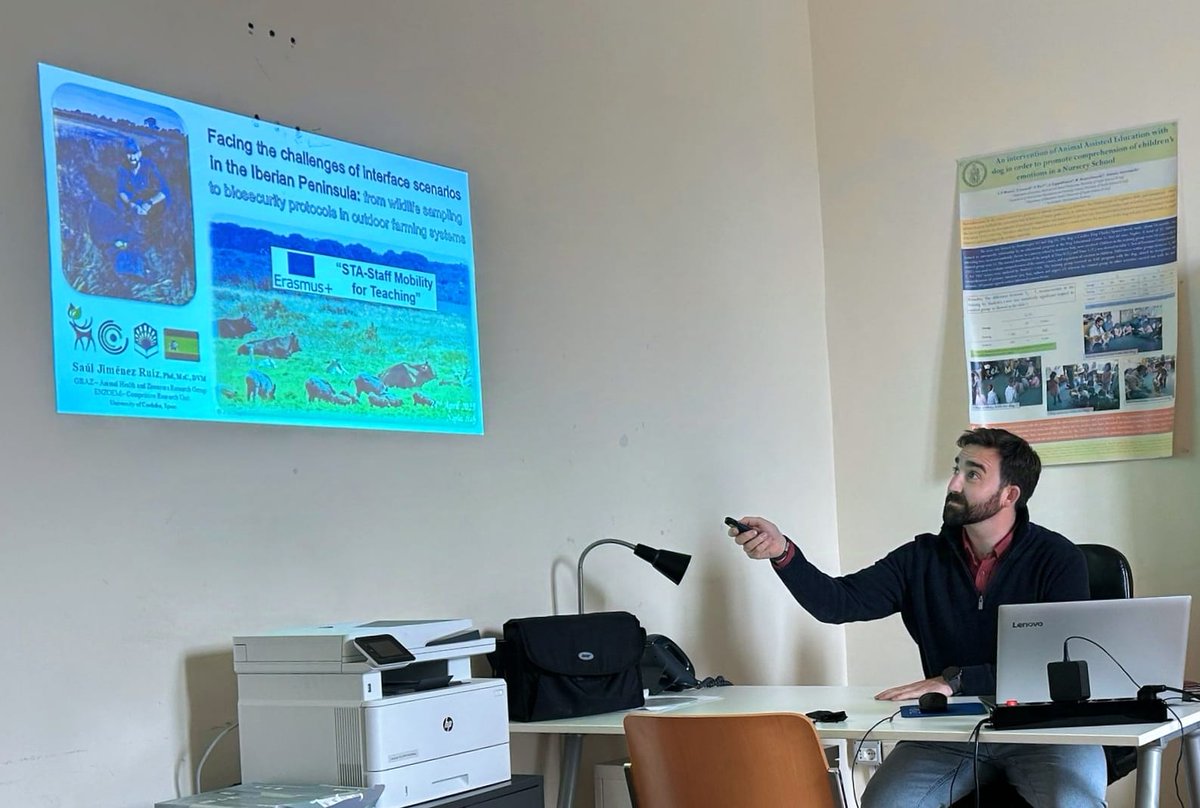During last week, our colleague <a href="/SaulJimenezRuiz/">Saúl Jiménez Ruiz</a> gave some talks at the Dipartimento di Medicina Veterinaria e Produzioni Animali in the <a href="/UninaIT/">Unina Federico II</a> (Università degli Studi di Napoli Federico II)! #Staff Mobility for Teaching!  #Erasmus+ 🇮🇹<a href="/VeterinariaUCO/">Facultad de Veterinaria UCO</a> <a href="/ENZOEM_UCO/">ENZOEM</a>