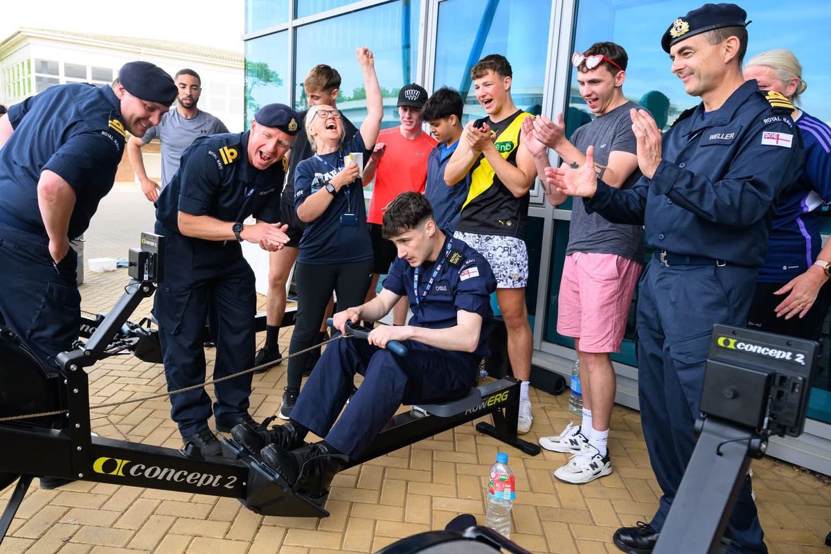 HMS_Collingwood's tweet image. This wasn’t just a challenge.

It was a tribute to those who stood strong in 1940, and to the spirit that still unites us today.

Every kilometre rowed was a reminder of our shared history and the strength of our community.

#Dunkirk85 #CharityRow #CommunityInAction #VEDay80