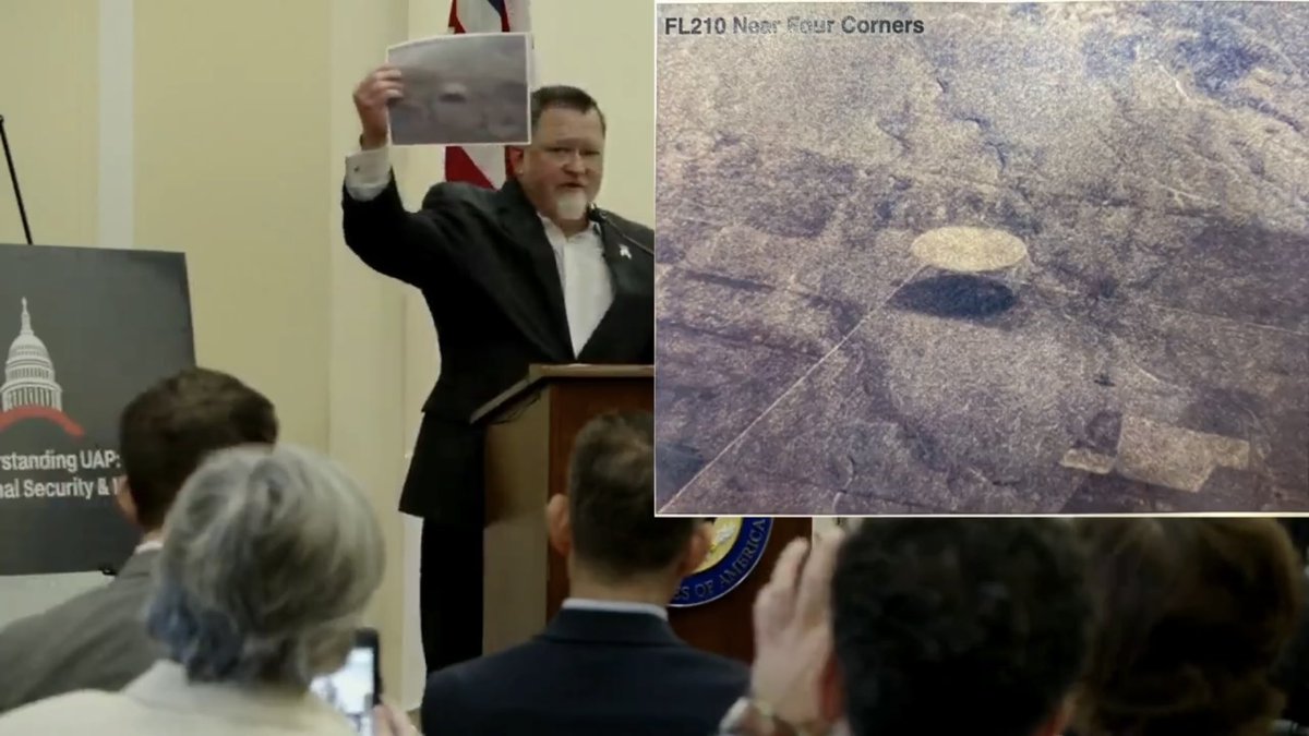 UAP_CR's tweet image. I honestly do not understand why show such a crappy and “debunkable” photo in a big stage?
Mistake? Motive? Other?
Sorry, for someone who allegedly has seen so much info, this makes zero sense.