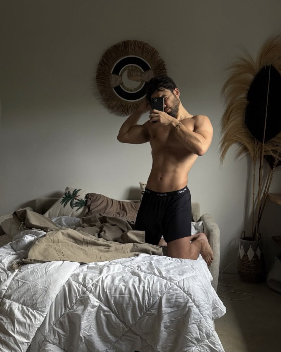 good morning from paradise.
 <a href="/scentedgarden_/">Scented Garden</a> wearing our Boxer Shorts cut from a super soft Modal fabric.
  
#FRNKOW #FRNKOWESSENTIALS