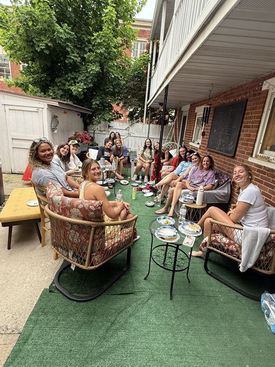 Amazing year, even better people 🫶 

Cheers to another successful school year in the books (almost). Next up, finals week 🤓 #dcwb