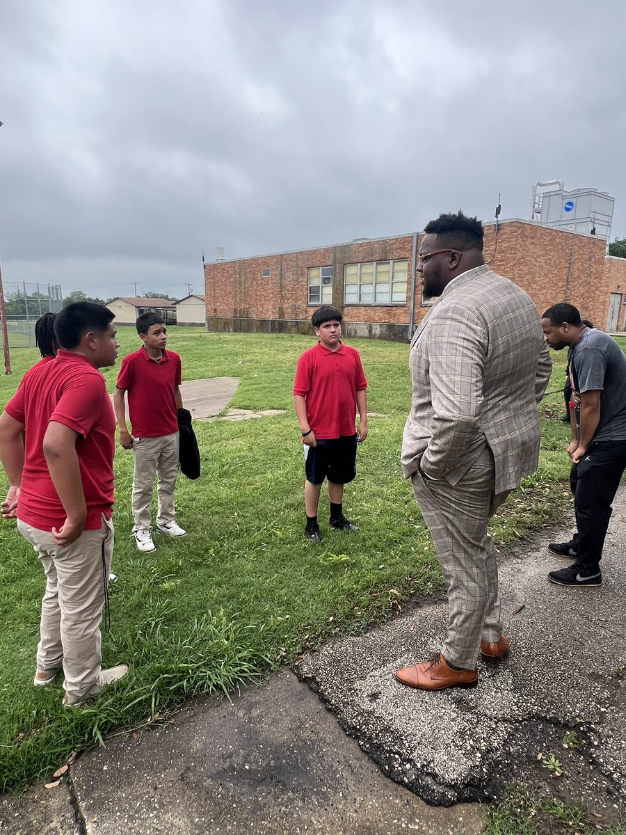 Molina Football (@molinafootball) on Twitter photo 🥁**Drum Roll**🥁
Molina Athletics would like to WELCOME TO OUR NEW HEAD BASKETBALL COACH <a href="/YoCarrington/">Coach Carro M.Ed</a> to the building
Looking forward to good things from our Men's Hoops
JUICE
ATTITUDE
GROWTH
SUCCESS
<a href="/dallasathletics/">Dallas ISD Athletics</a> <a href="/Coachbru3/">Coachbru</a> <a href="/coach_balderas/">Coach Balderas</a> <a href="/Ms_RiveraDISD/">Daisy Rivera</a> <a href="/MolinaHigh/">Moises E. Molina High School</a> 🥁**Drum Roll**🥁
Molina Athletics would like to WELCOME TO OUR NEW HEAD BASKETBALL COACH <a href="/YoCarrington/">Coach Carro M.Ed</a> to the building
Looking forward to good things from our Men's Hoops
JUICE
ATTITUDE
GROWTH
SUCCESS
<a href="/dallasathletics/">Dallas ISD Athletics</a> <a href="/Coachbru3/">Coachbru</a> <a href="/coach_balderas/">Coach Balderas</a> <a href="/Ms_RiveraDISD/">Daisy Rivera</a> <a href="/MolinaHigh/">Moises E. Molina High School</a>
