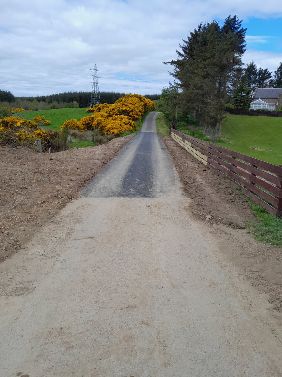 AbshireRoads's tweet image. 🟩The U33B road is now open🟩
Aberdeenshire Council in-house contractor recently completed works to the U33B Culvert Replacement near to St Fergus.