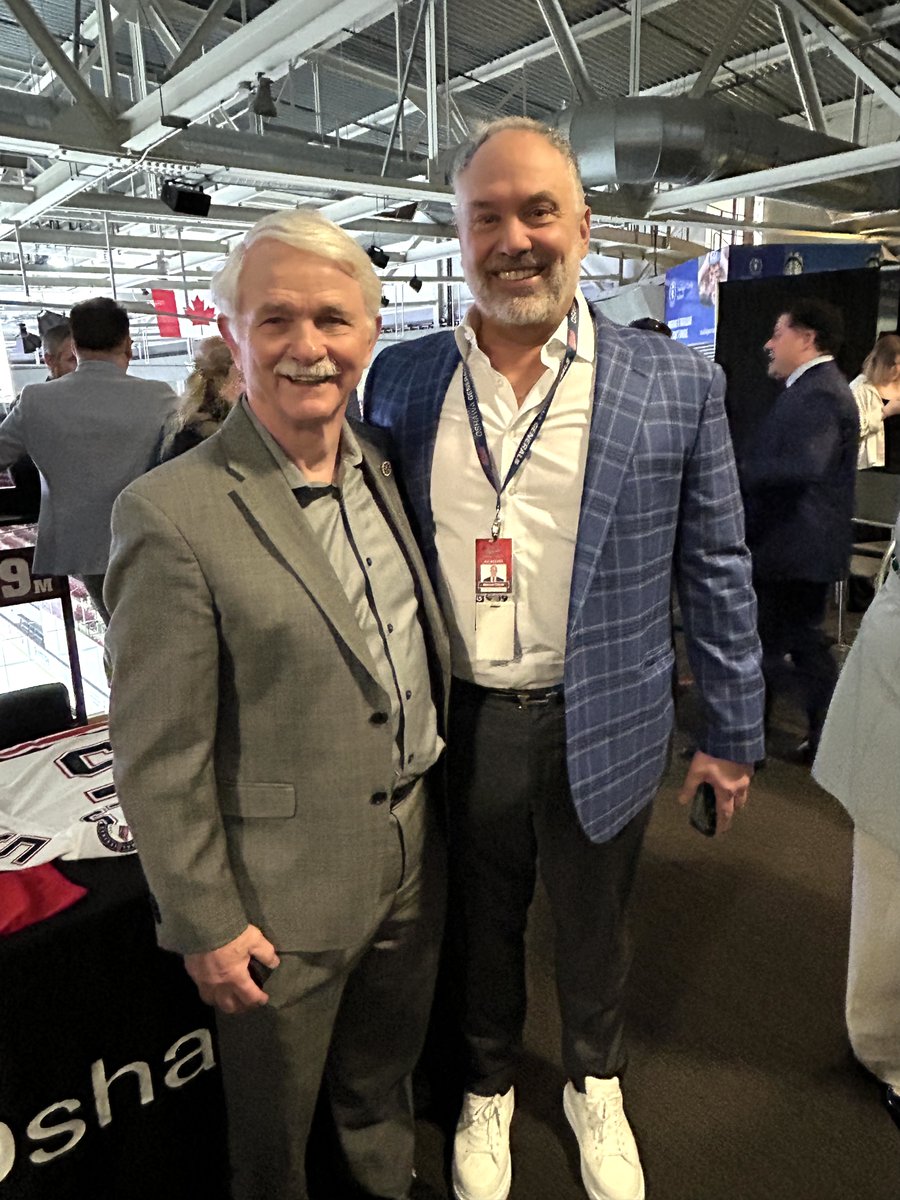 May 29th, it was officially announced that the Oshawa Generals will be staying in Oshawa for the next 30 years!
I’m pictured here with Rocco Tullio, owner of the Oshawa Generals, as we celebrate this fantastic news for our city.
This is a huge win for Oshawa
#OshawaGenerals