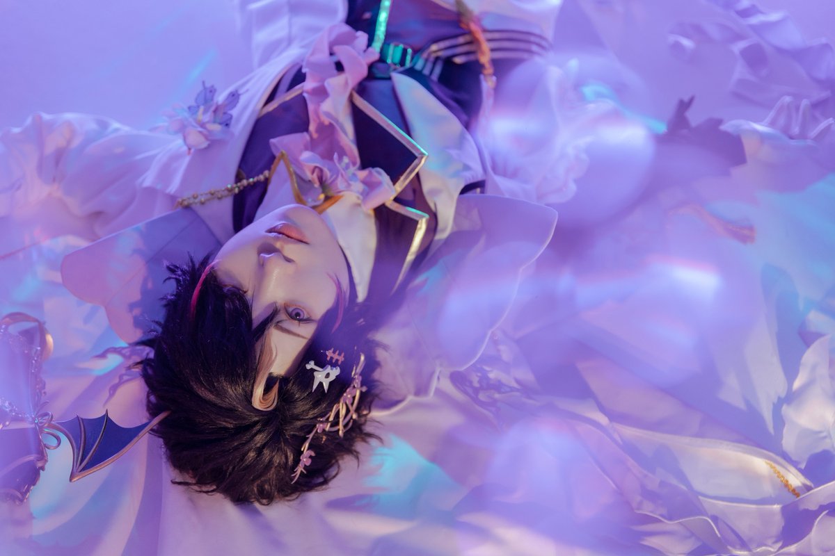 really like his 3.0 hair style☺️

♦︎Dreamland ver.
♦︎Photo / <a href="/judy_9d/">Judy9D</a>
♦︎Studio / <a href="/MrRabbitStudio/">米斯特兔 (Mr.RabbitPhotoGraphy)</a>
♦︎Special thx / 雪月、小泉  

#DressLikeShu #ShuYamino