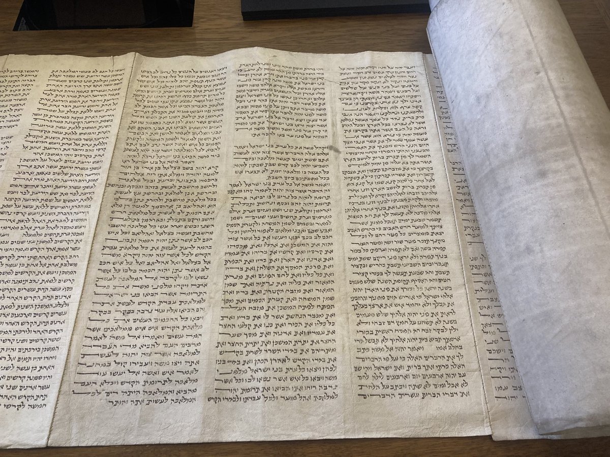 Ben_Rae's tweet photo. Enjoying a manuscript viewing at the Bodleian as part of Oxbridge Day. Here’s a 17th century Torah scroll open at Exodus 35. You can spot the sabbath commandment beginning about 1/3 of the way down the second column. https://t.co/JRzs5gmle8