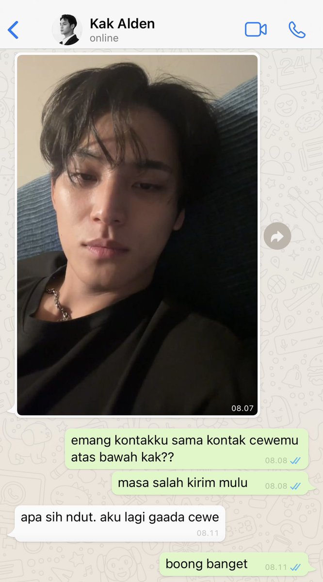 AlyaDarapuspita's tweet photo. 𝐤𝐚𝐥𝐚𝐮 𝐠𝐚𝐦𝐚𝐮 𝐩𝐚𝐧𝐠𝐠𝐢𝐥 𝐨𝐦, 𝐩𝐚𝐧𝐠𝐠𝐢𝐥 𝐬𝐚𝐲𝐚𝐧𝐠 𝐚𝐣𝐚 ❤️‍🔥

mingyu few tweets

written by alya dara https://t.co/tOgBwNpRFu