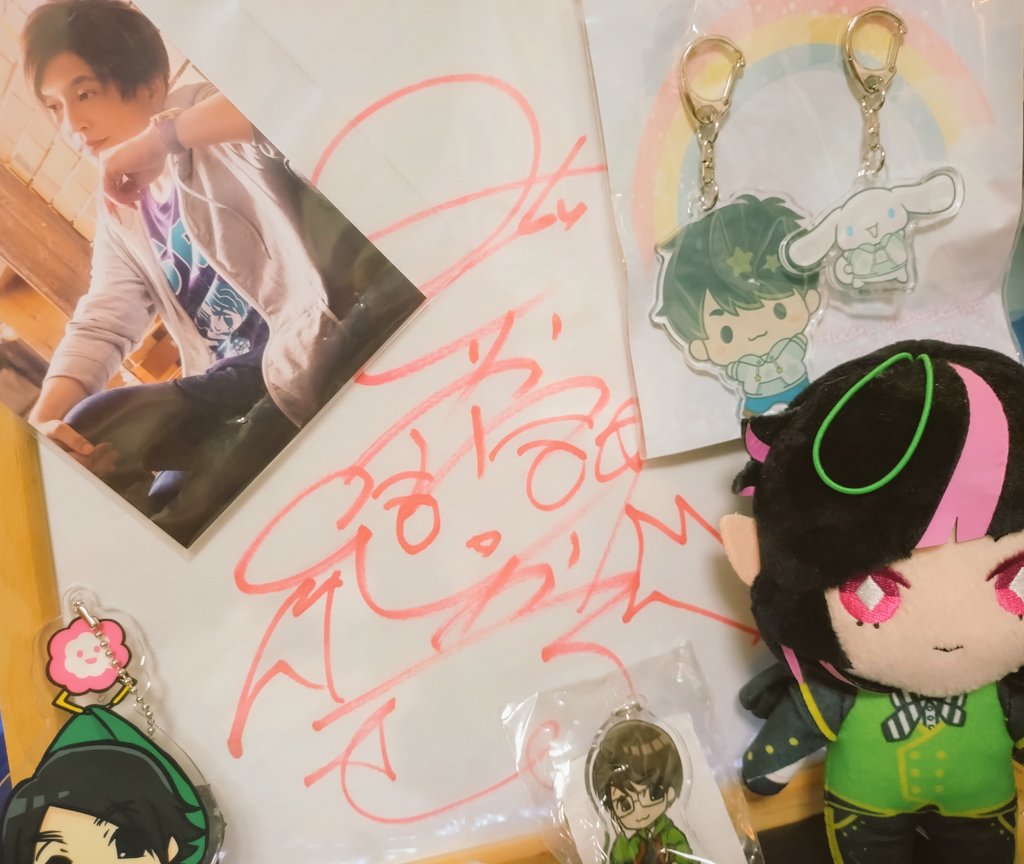 🎂ℍ𝕒𝕡𝕡𝕪𝕓𝕚𝕣𝕥𝕙𝕕𝕒𝕪🎂
おめでとうございます〜㊗️✨
応援してますっ🫰
#緑川光生誕祭2025