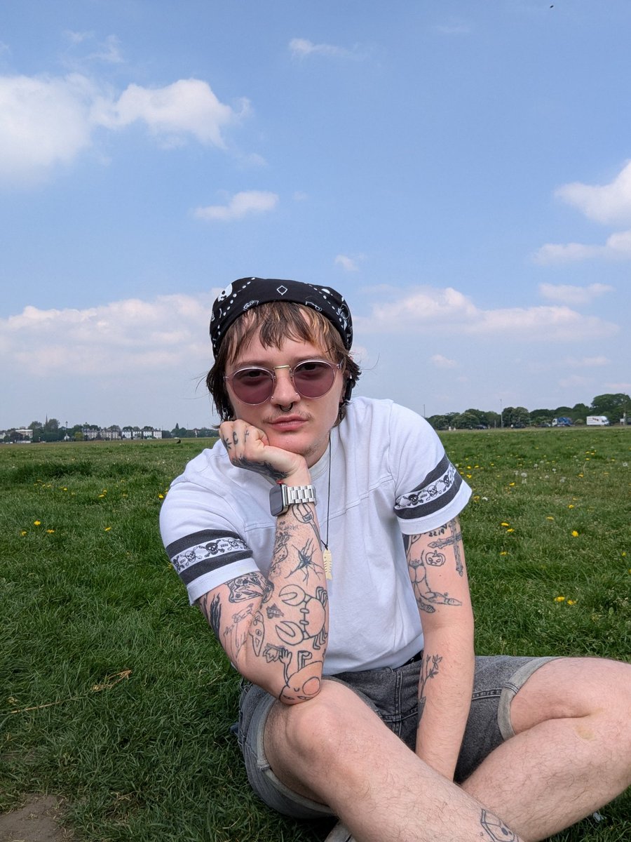 bandana season (i gave myself a bad haircut again)