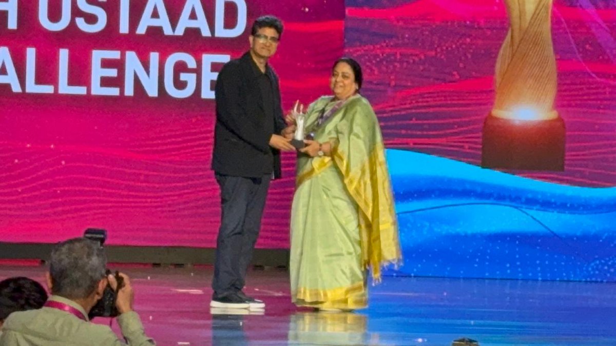 IIMC_India's tweet image. Silver Shines Bright!🥈

IIMC’s @ApnaRadio_IIMC wins the Silver Award in Community Radio Content challenge at #Waves25!

With stories that resonate &amp;amp; voices that empower, Apna Radio continues to bridge hearts &amp;amp; communities.

⁠@MIB_India @PMOIndia @AshwiniVaishnaw  @sangpran