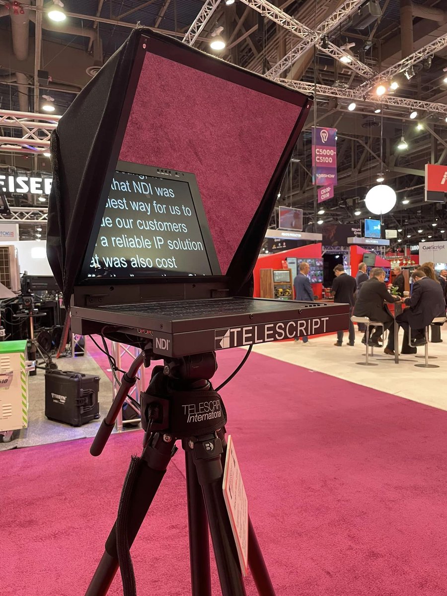 1sourcevideo's tweet image. Take your studio setup to the next level with @Telescript's teleprompters!
#telescript #1sourcevideo #teleprompters #prompters #studioprompters #cameras #behindthescenes #onset #production #videoproduction #usa #distribution #filmequipment #redefiningdistribution