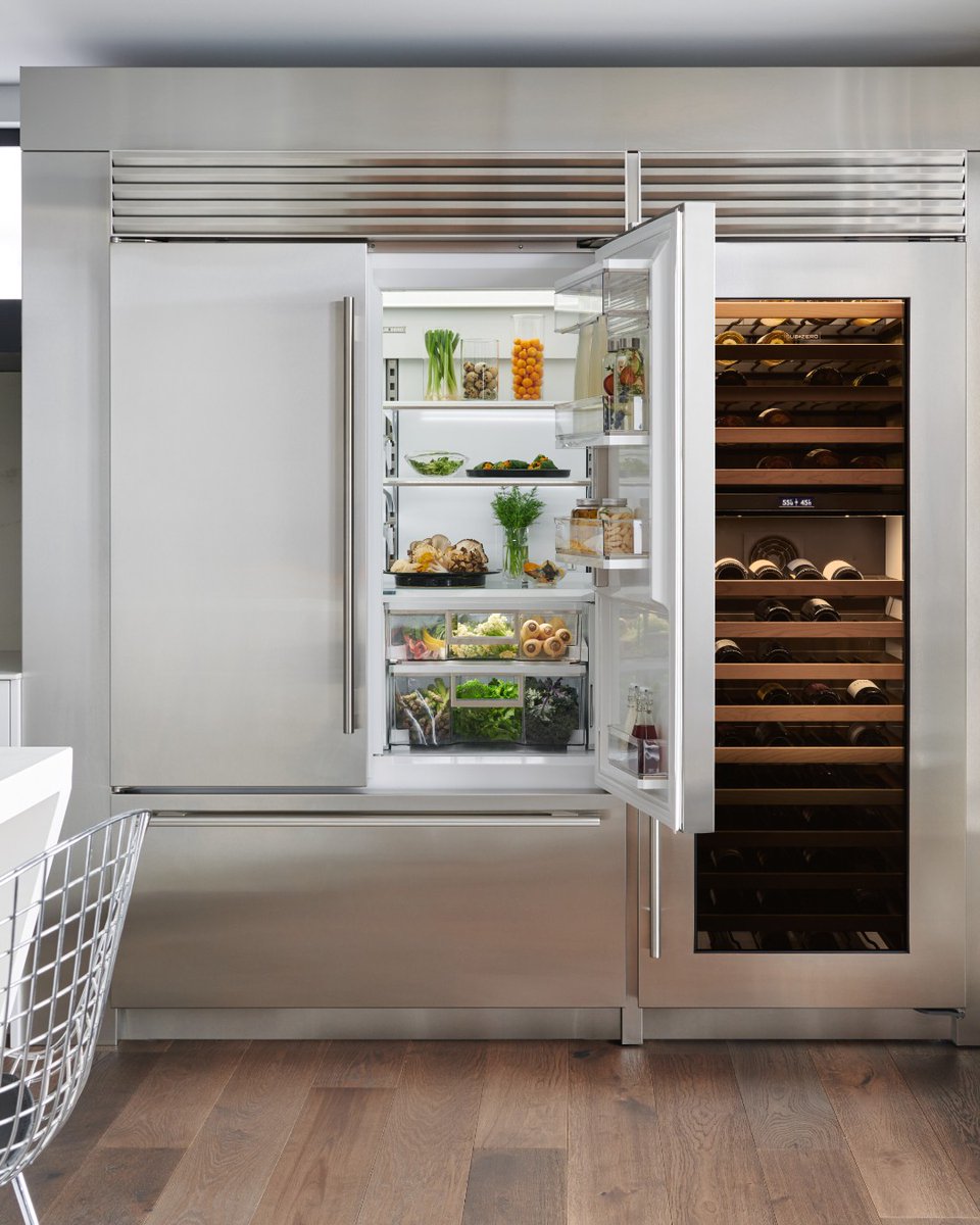 PCRichardandSon's tweet image. Keep your food fresher for longer with dual refrigeration technology from Sub-Zero, which precisely controls the temperature, optimizes humidity, and scrubs the air of impurities! ✨ ow.ly/beiT50VGlrn

#SubZero #SubZeroRefrigerator