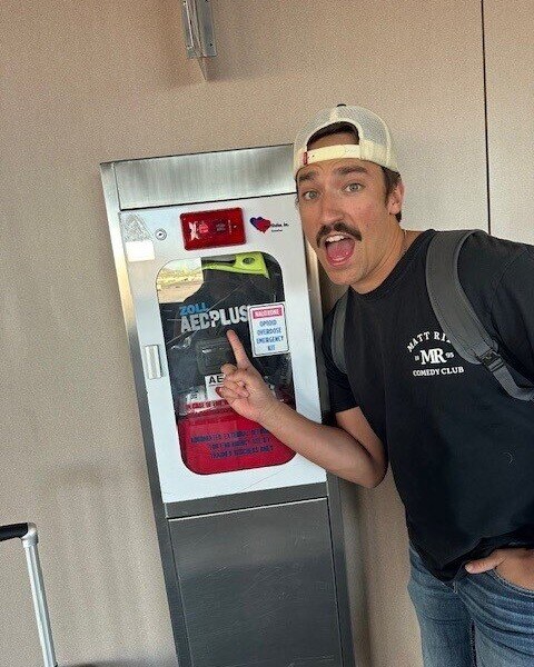 ZOLL® In The Wild spotted at the airport in Phoenix, AZ!

#ZOLLInTheWild #PublicSafety #travel