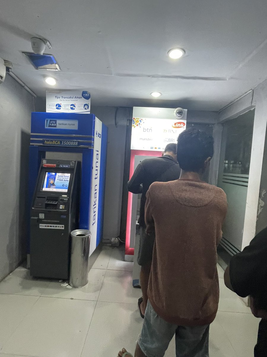 hidup tanpa listrik :(